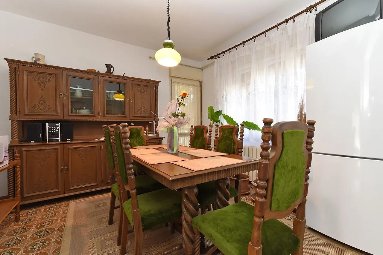 Apartments Josip 74 Pula