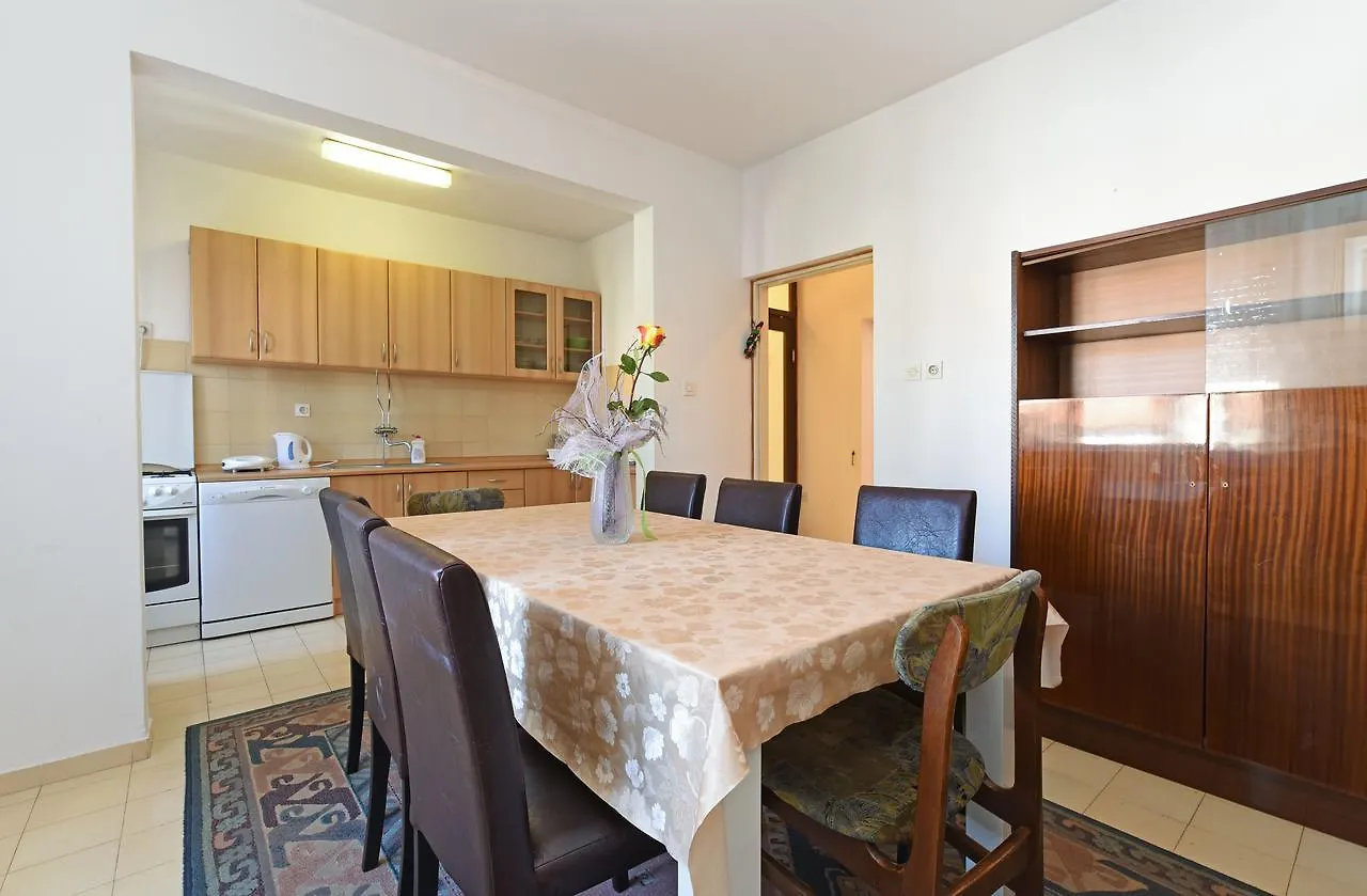 Apartments Josip 74 Pula 0*,  Croatia
