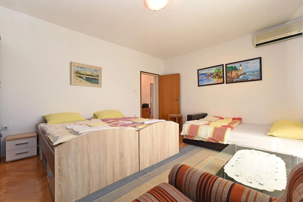 Apartments Josip 74 Pula Croatia
