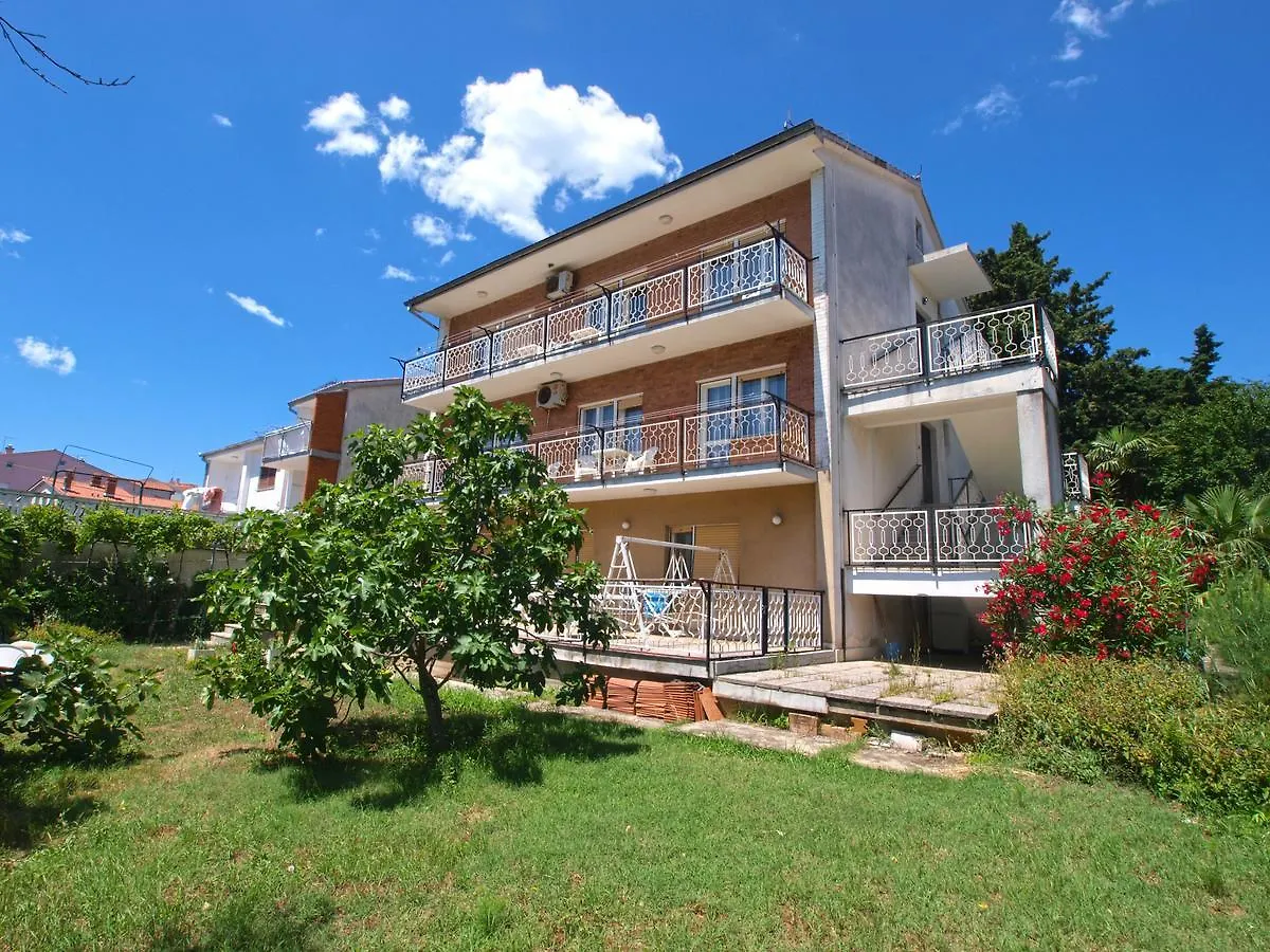Apartments Josip 74 Pula Croatia